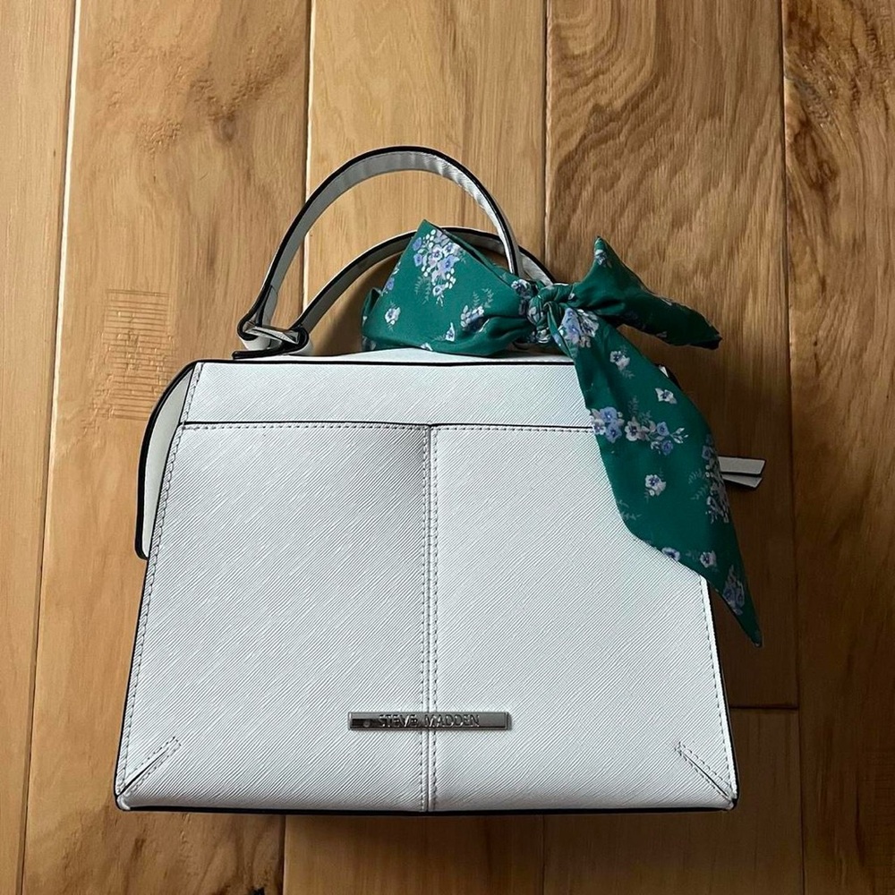 Steve Madden purse